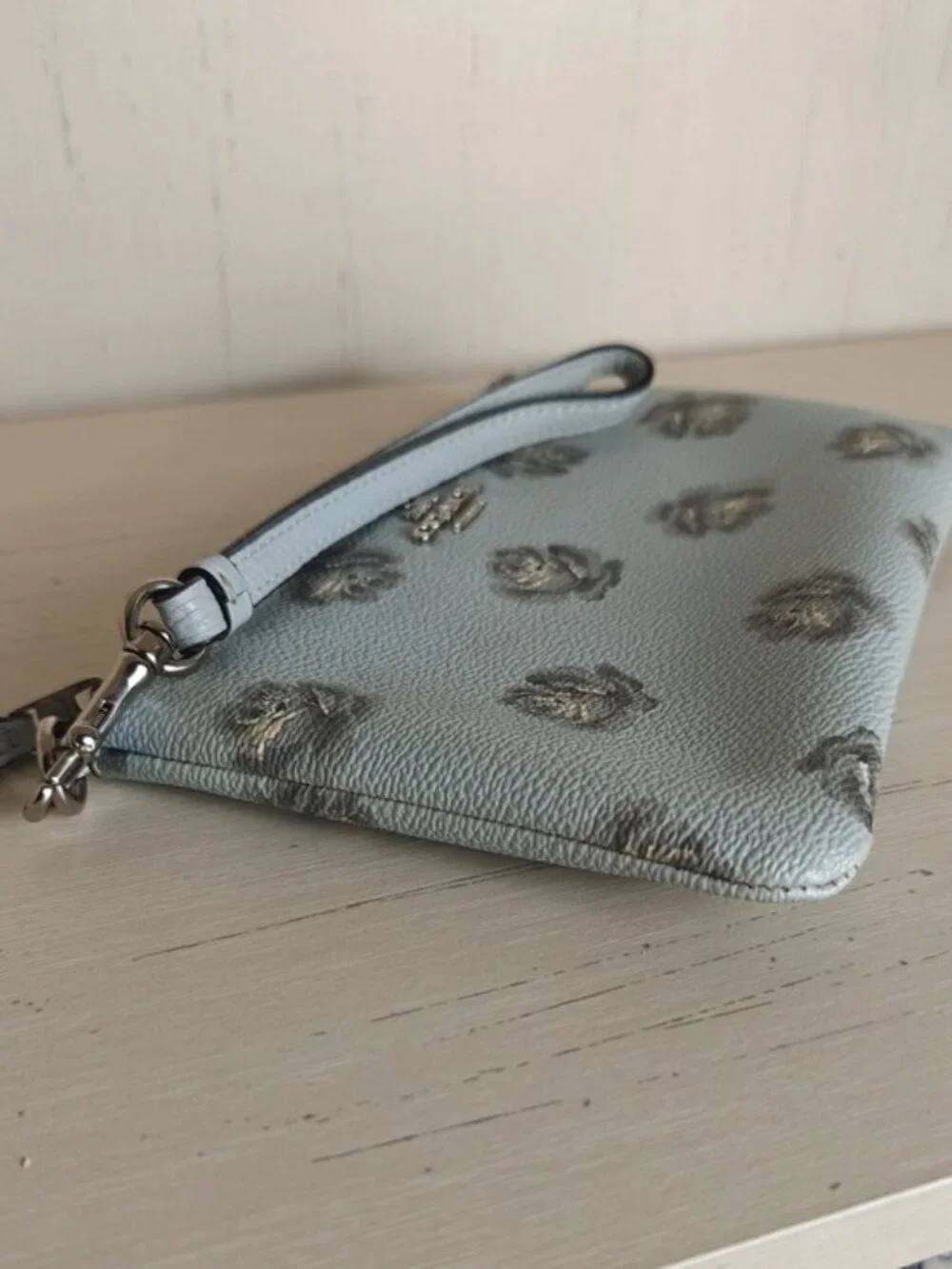 Coach Wristlet Light Blue Gray Roses